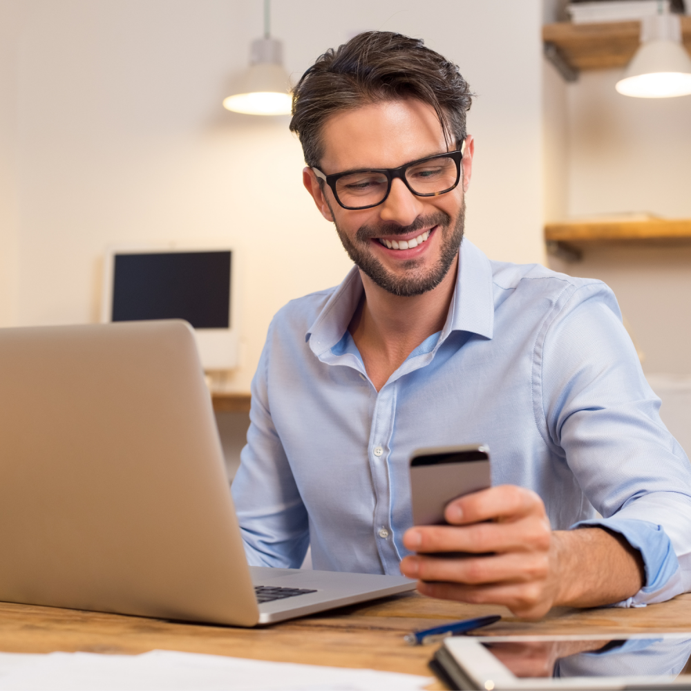 Phone Consult (1500 x 1500 px)